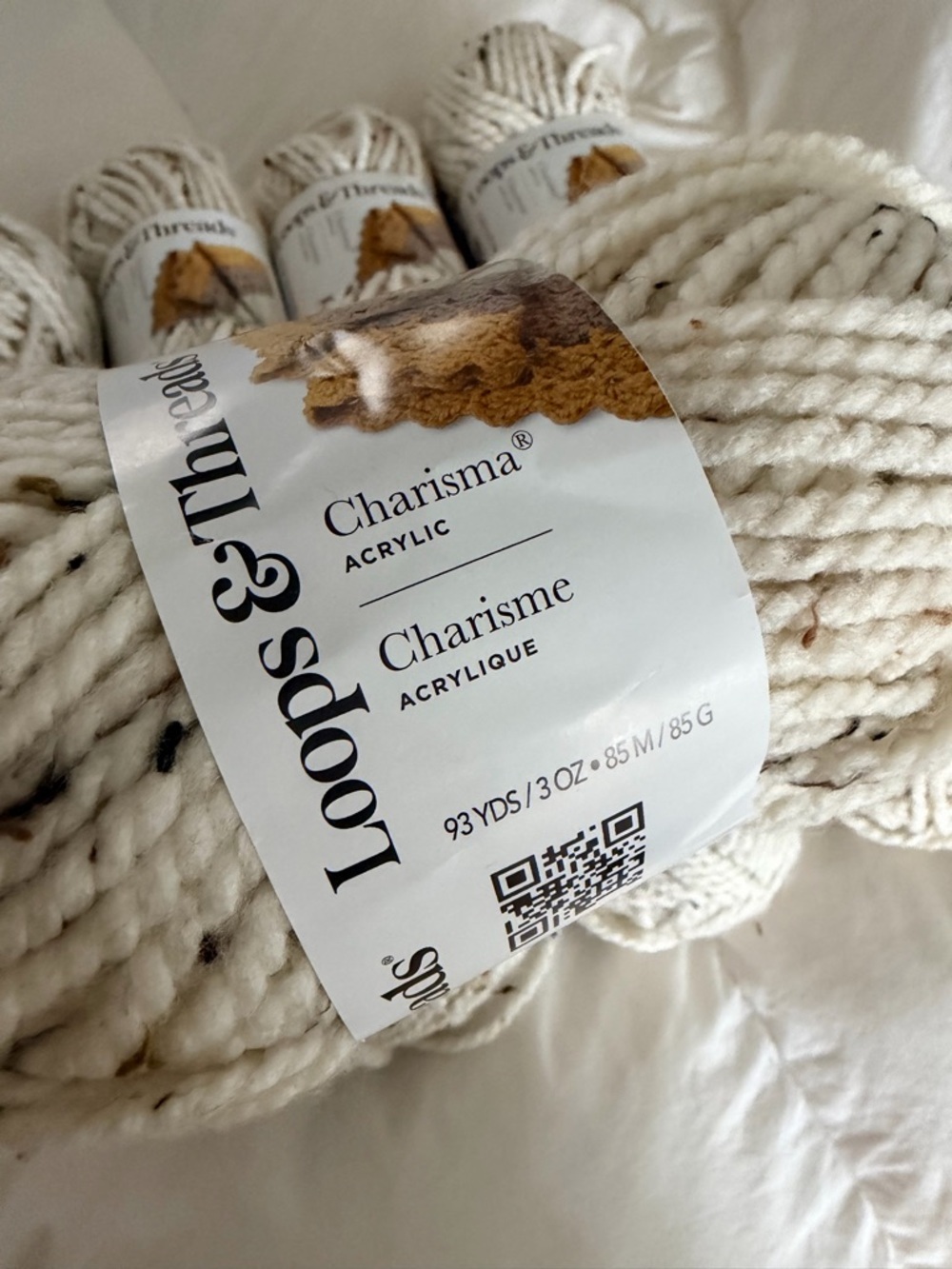 Loops & Threads Charisma Acrylic Chunky Yarn - Ivory with Brown Flecks